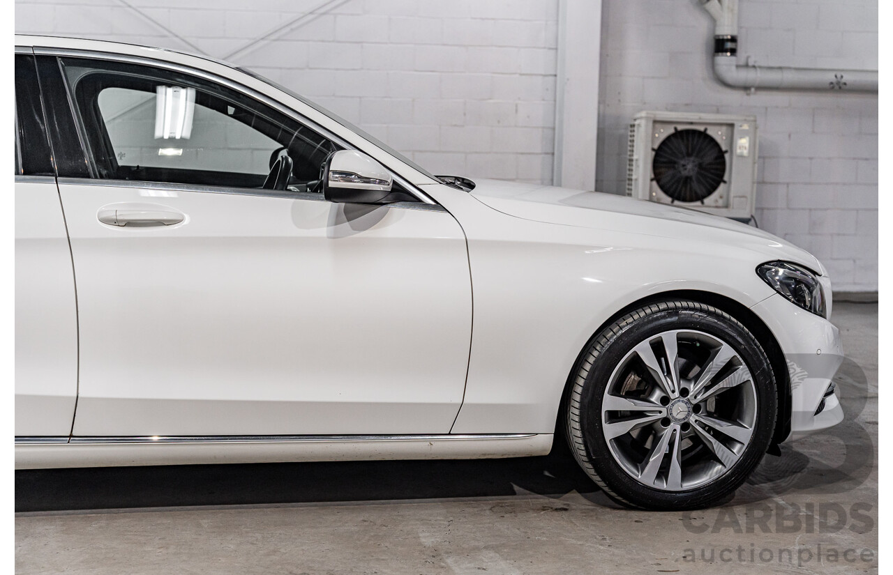 10/2014 Mercedes-Benz C200 205 4d Sedan Polar White Turbo 2.0L