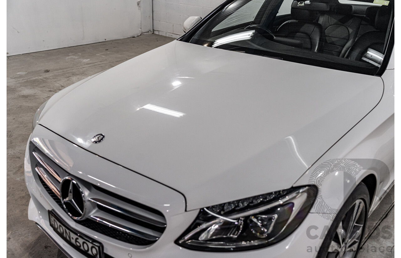 10/2014 Mercedes-Benz C200 205 4d Sedan Polar White Turbo 2.0L