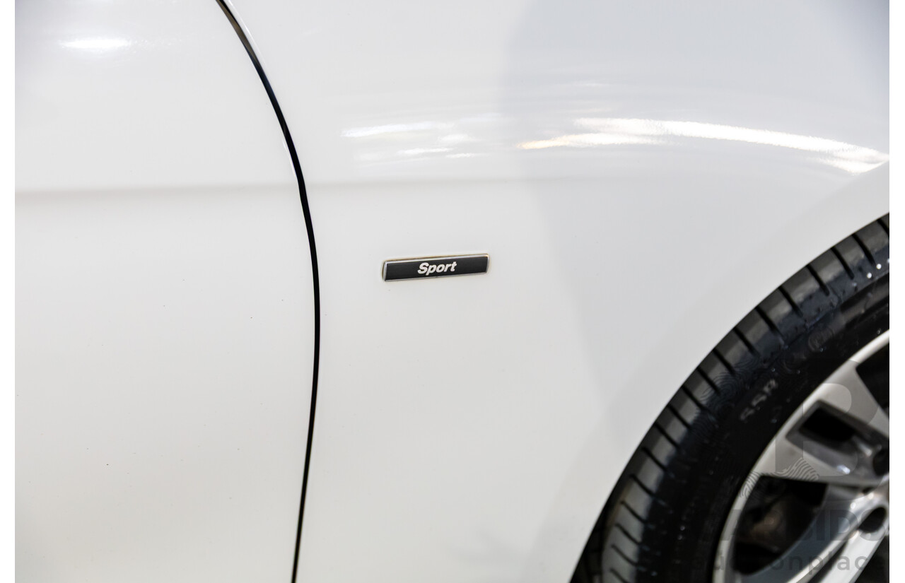 2/2013 BMW 328i Sport Line F30 MY13.5 4d Sedan Alpine White 2.0L