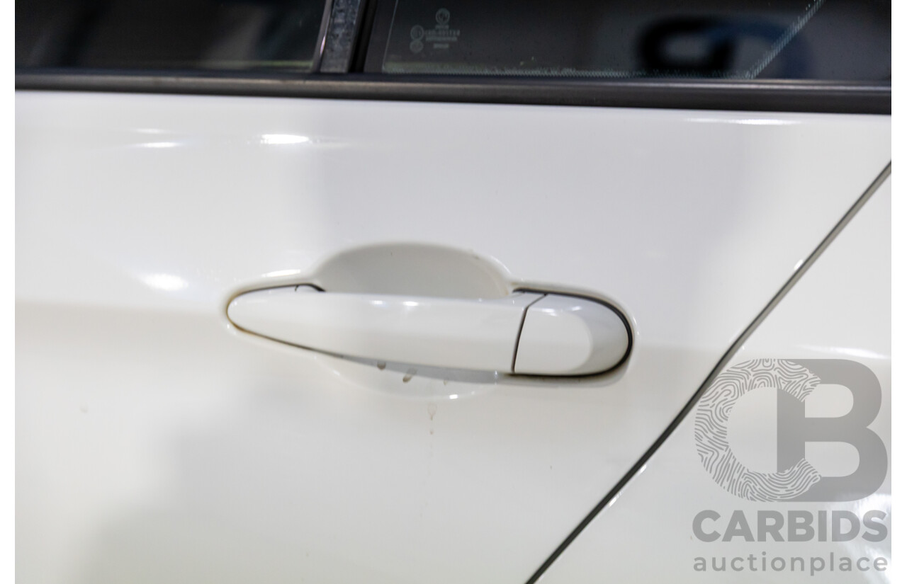 2/2013 BMW 328i Sport Line F30 MY13.5 4d Sedan Alpine White 2.0L