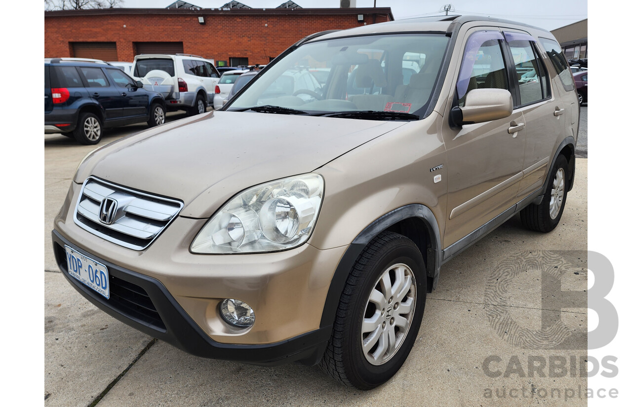 10/2004 Honda CRV (4x4) Sport MY04 4d Wagon Gold 2.4L