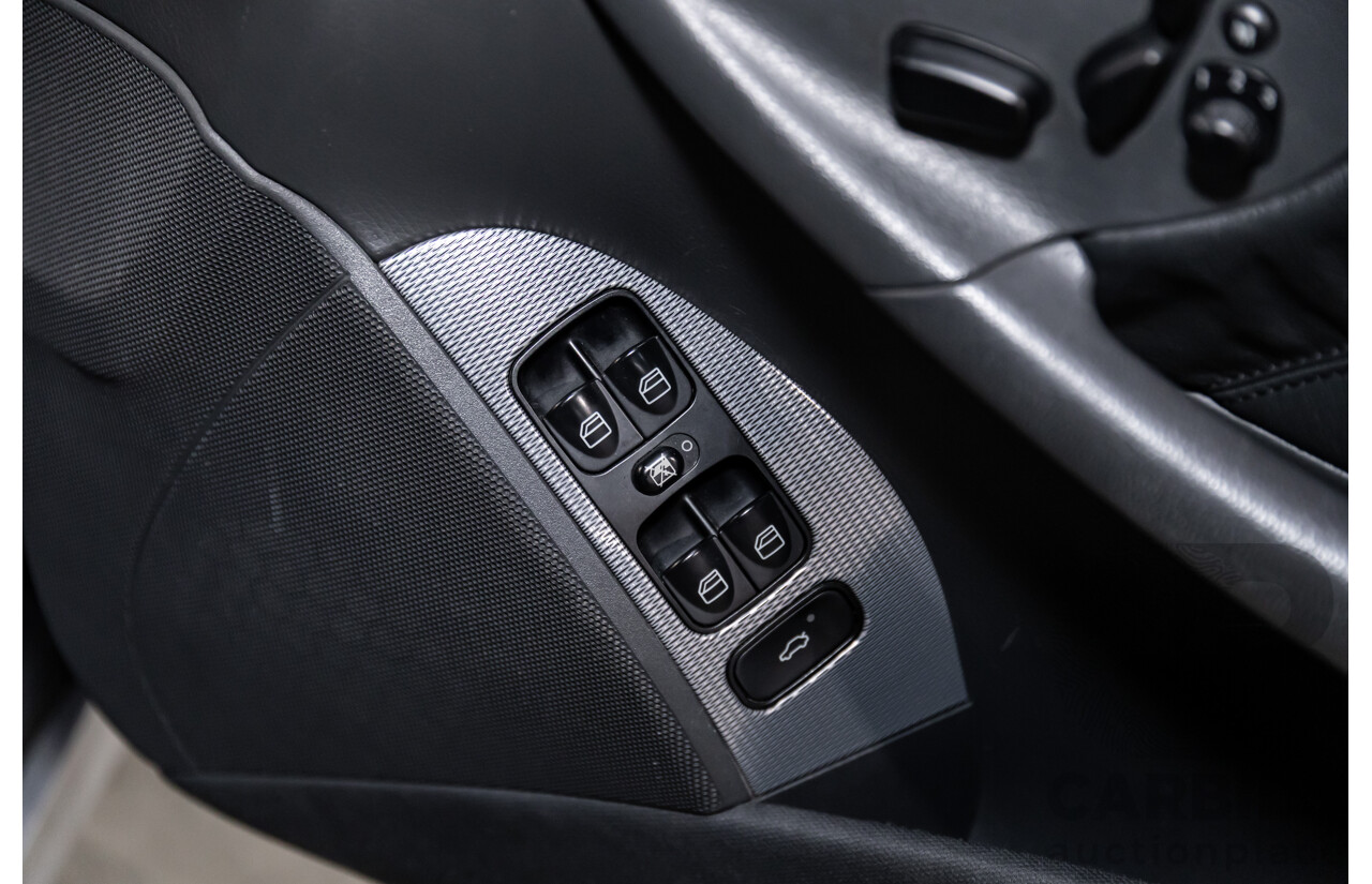 6/2002 Mercedes-Benz CLK320 Avantgarde 2d Coupe Brilliant Silver Metallic V6 3.2L