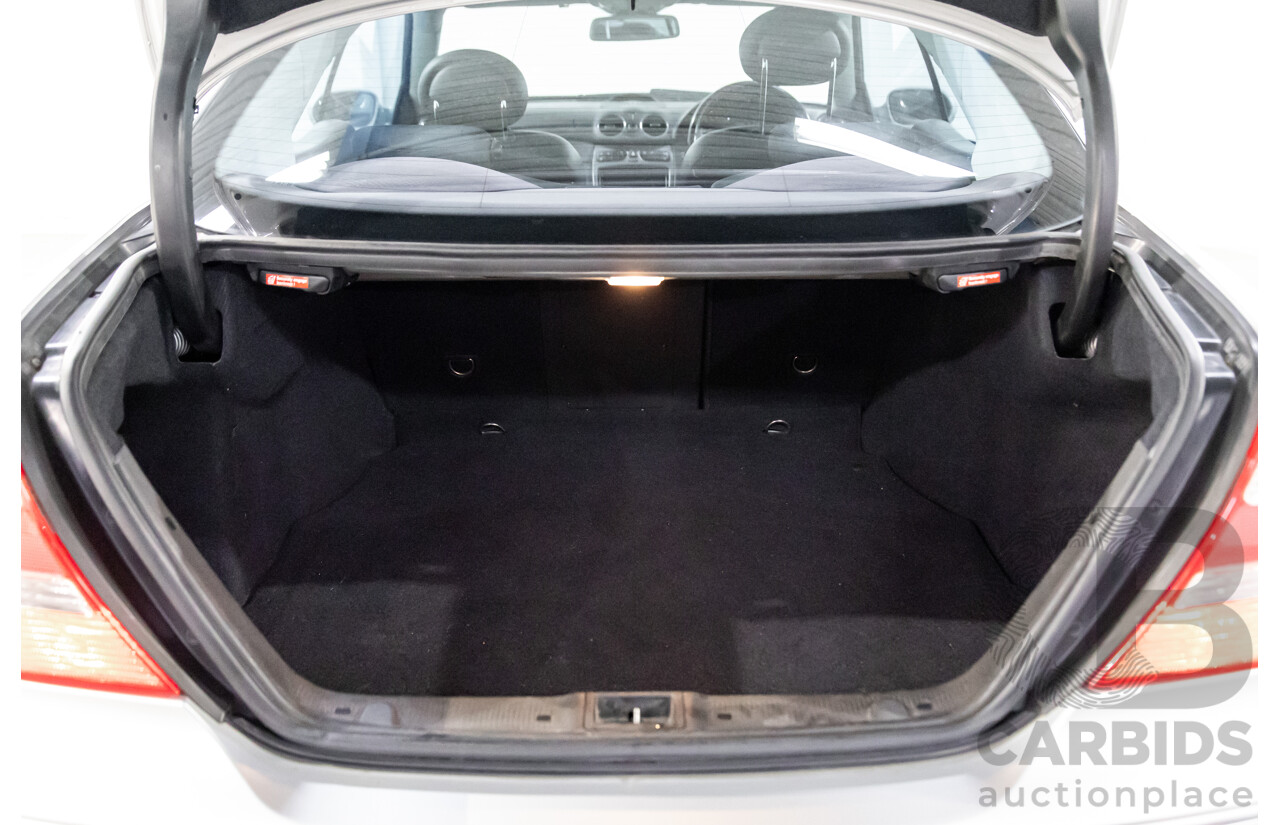 6/2002 Mercedes-Benz CLK320 Avantgarde 2d Coupe Brilliant Silver Metallic V6 3.2L