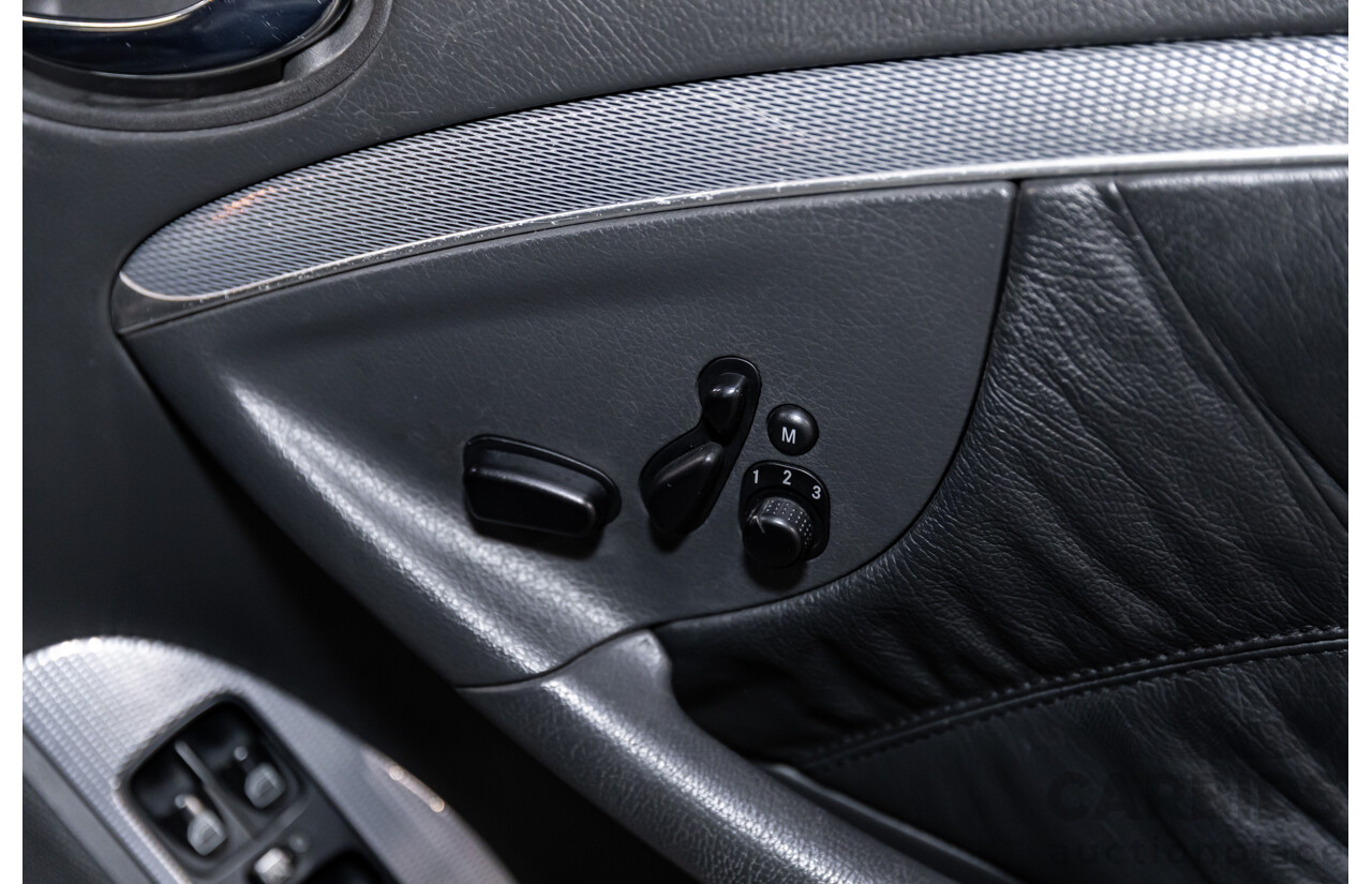 6/2002 Mercedes-Benz CLK320 Avantgarde 2d Coupe Brilliant Silver Metallic V6 3.2L