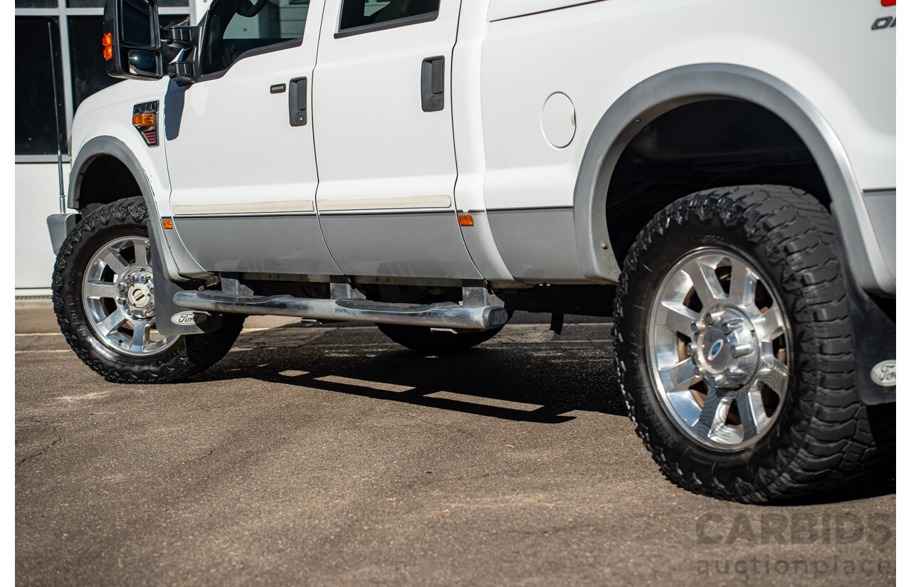 10/2008 Ford F250 XLT Lariat (4x4) RN Crew Cab P/Up Oxford White Twin Turbo Diesel - Powerstroke V8 6.4L
