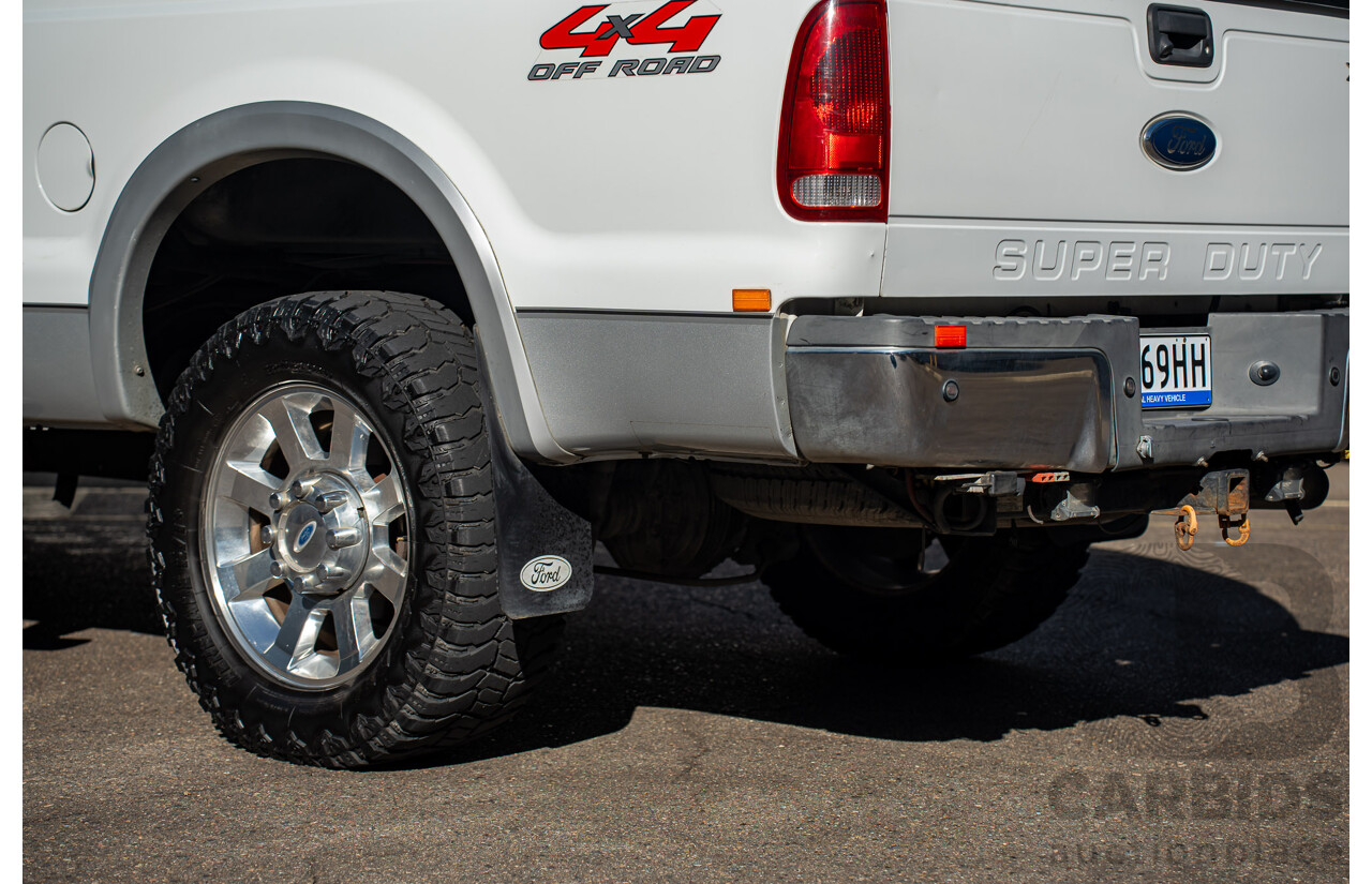 10/2008 Ford F250 XLT Lariat (4x4) RN Crew Cab P/Up Oxford White Twin Turbo Diesel - Powerstroke V8 6.4L