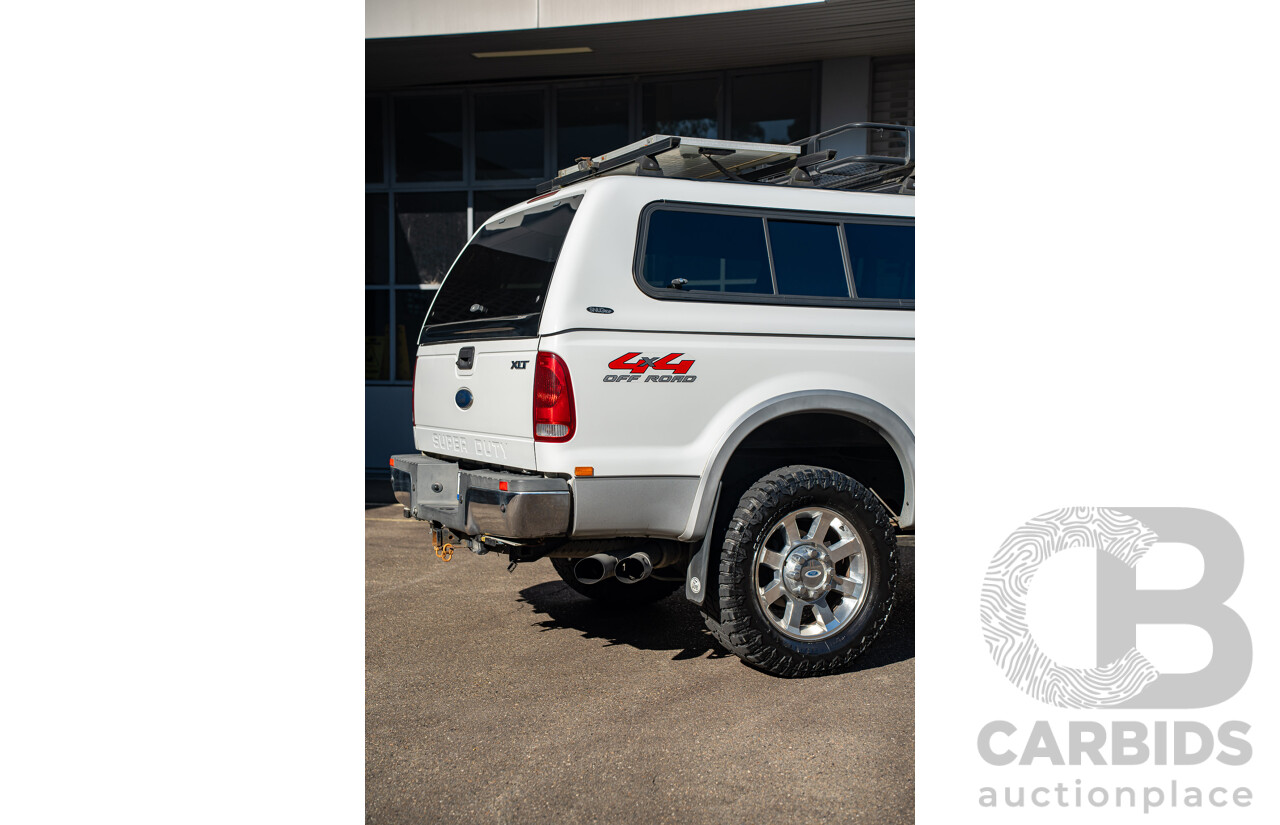 10/2008 Ford F250 XLT Lariat (4x4) RN Crew Cab P/Up Oxford White Twin Turbo Diesel - Powerstroke V8 6.4L
