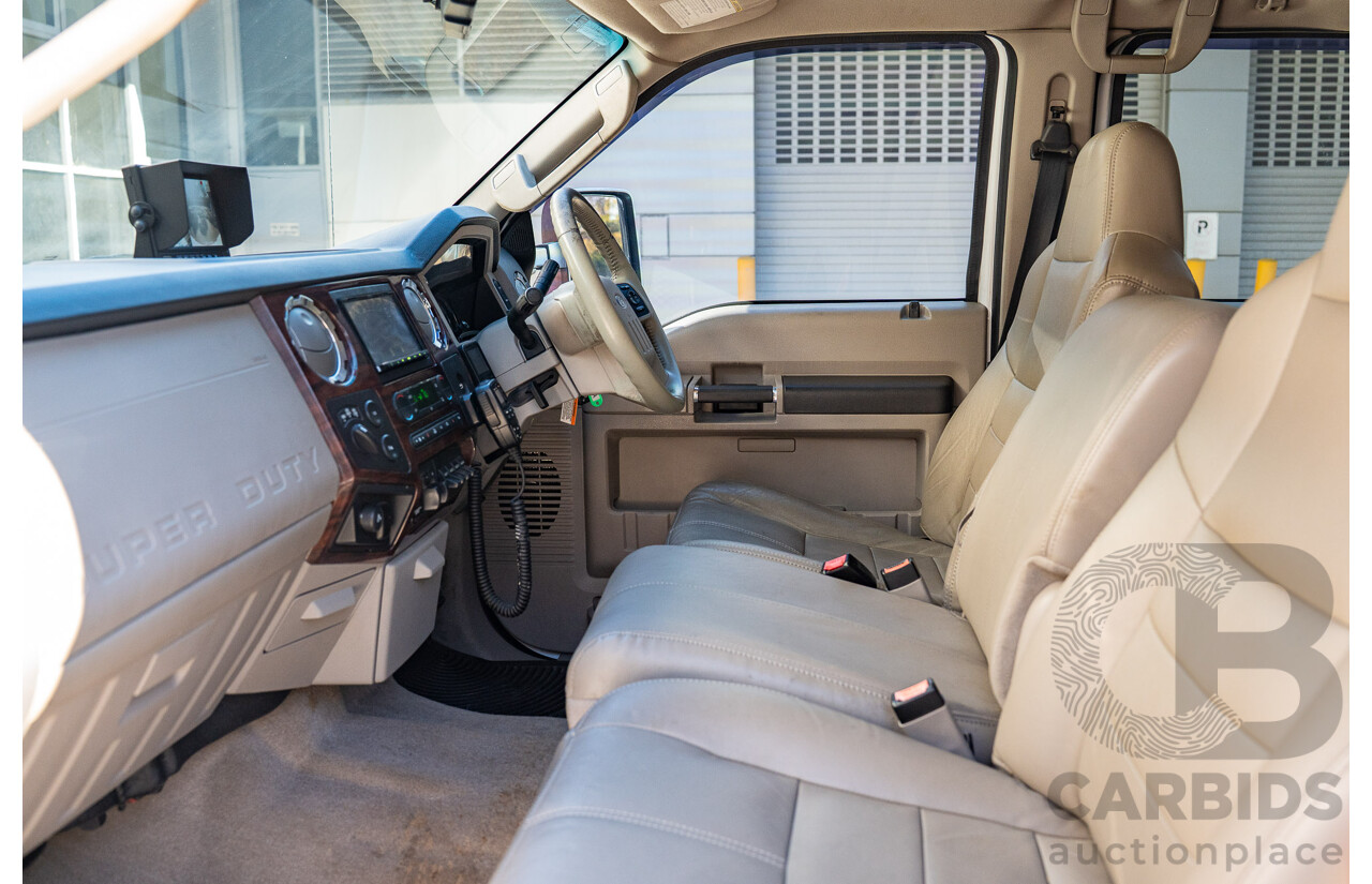 10/2008 Ford F250 XLT Lariat (4x4) RN Crew Cab P/Up Oxford White Twin Turbo Diesel - Powerstroke V8 6.4L