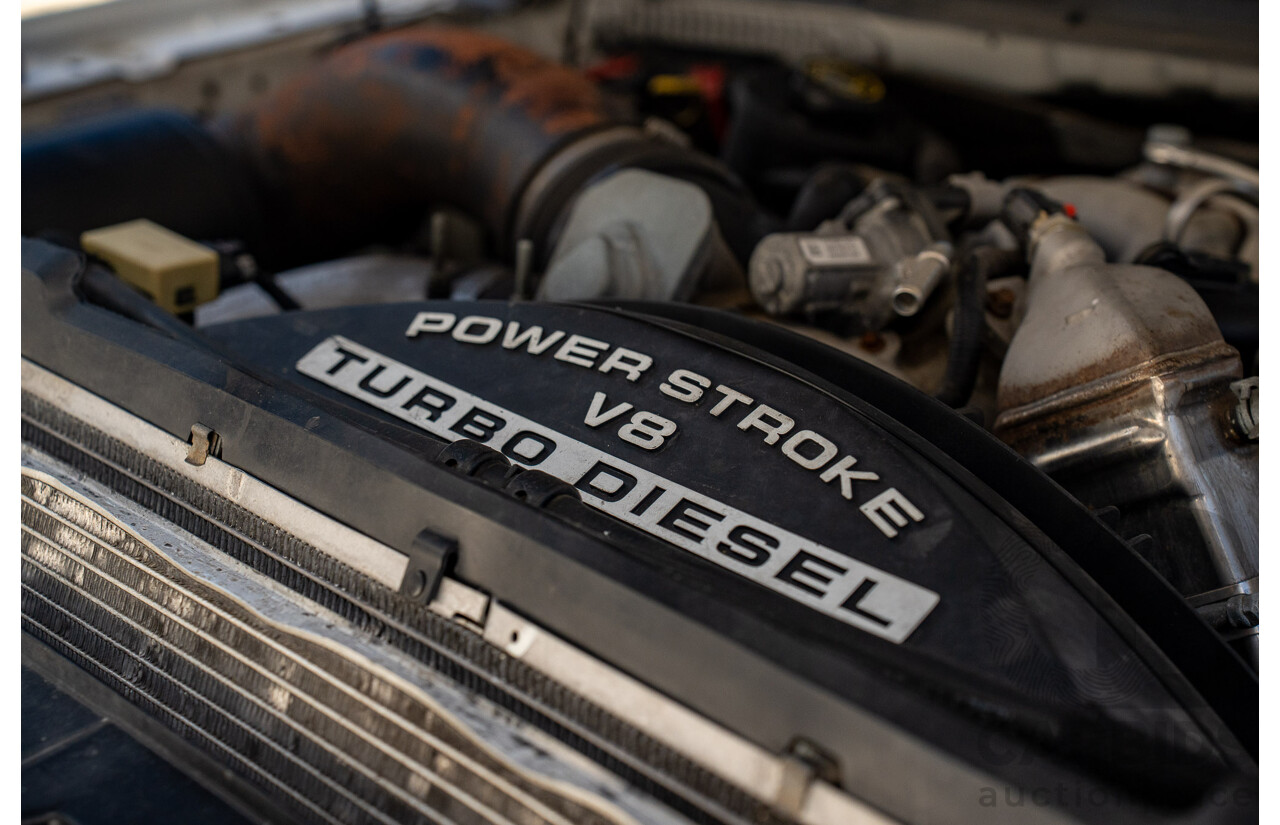 10/2008 Ford F250 XLT Lariat (4x4) RN Crew Cab P/Up Oxford White Twin Turbo Diesel - Powerstroke V8 6.4L