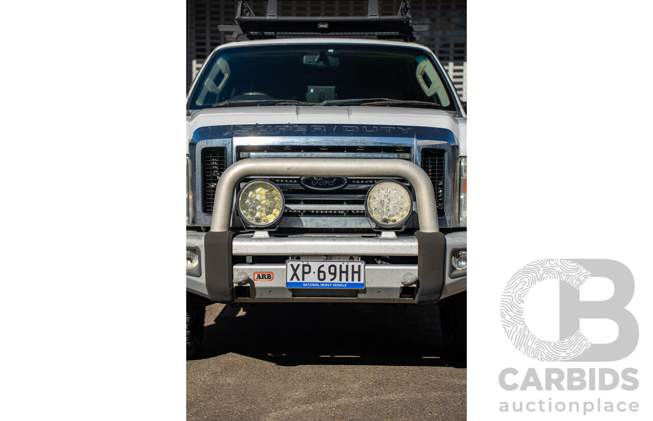 10/2008 Ford F250 XLT Lariat (4x4) RN Crew Cab P/Up Oxford White Twin Turbo Diesel - Powerstroke V8 6.4L