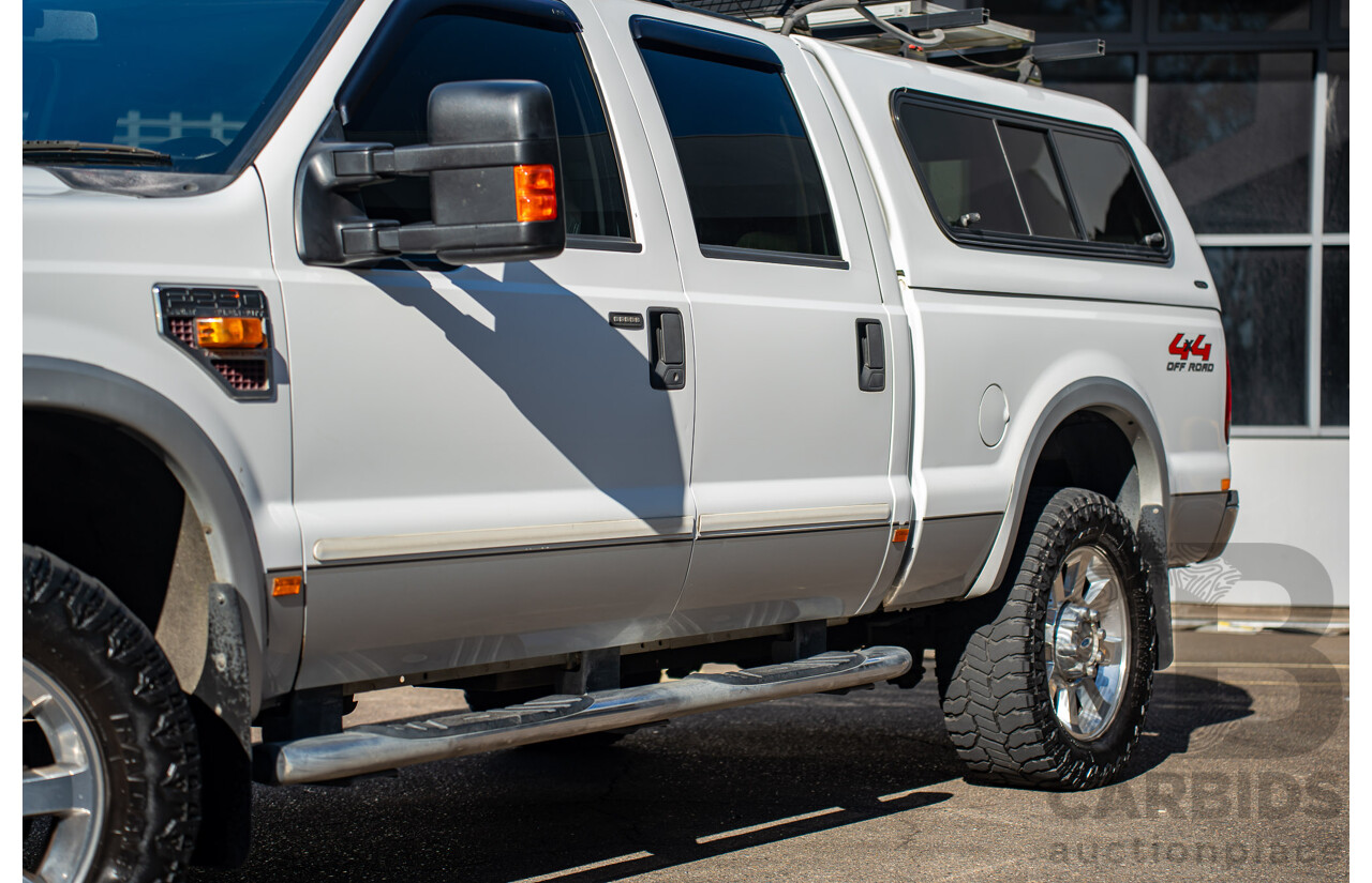 10/2008 Ford F250 XLT Lariat (4x4) RN Crew Cab P/Up Oxford White Twin Turbo Diesel - Powerstroke V8 6.4L