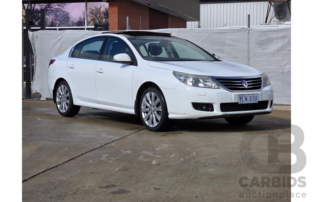 5/2012 Renault Latitude 2.0 dCi LUXE X43 4d Sedan White Turbo Diesel 2.0L