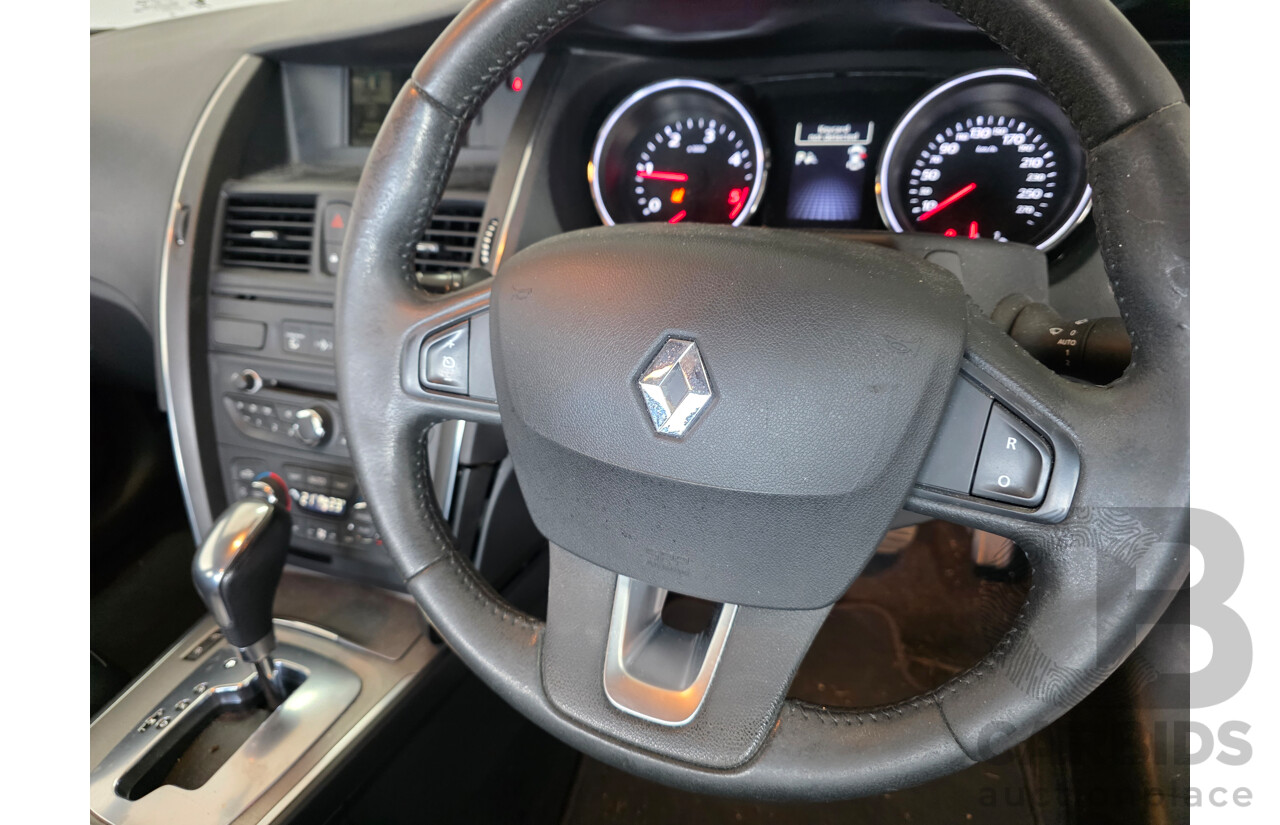 5/2012 Renault Latitude 2.0 dCi LUXE X43 4d Sedan White Turbo Diesel 2.0L