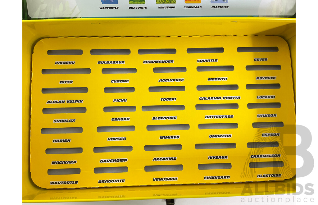 Pokemon Builders Collector Case