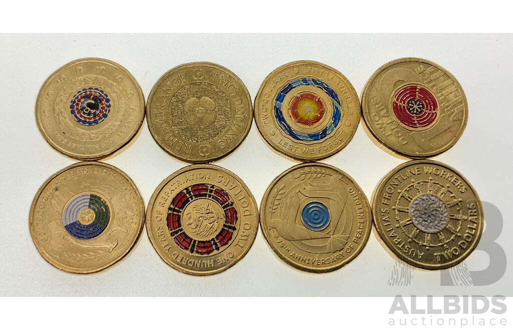 Eight Australian Commemorative Two Dollar Coins Including 2021 Indigenous Military Service, 2022 Front Line Workers, 2020 75 Years End of WW2, 2022 75 Years Peace Keeping, 2018 Armistice......