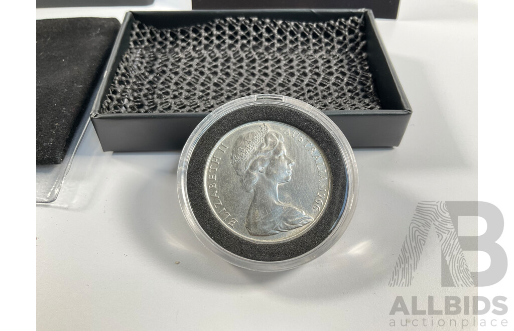 Australian 1966 Round Silver Fifty Cent Coin, The Droving Dog Gift Pack .800