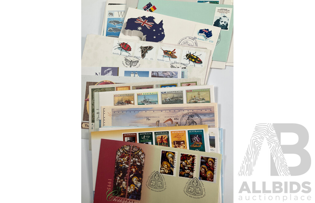 Australian Commemorative Fifty and Twenty Cent Coins, 1980's and 90's First Day Covers, Great Britain Regional 1986 UNC Crown Set, USA Looney Tunes Stamps