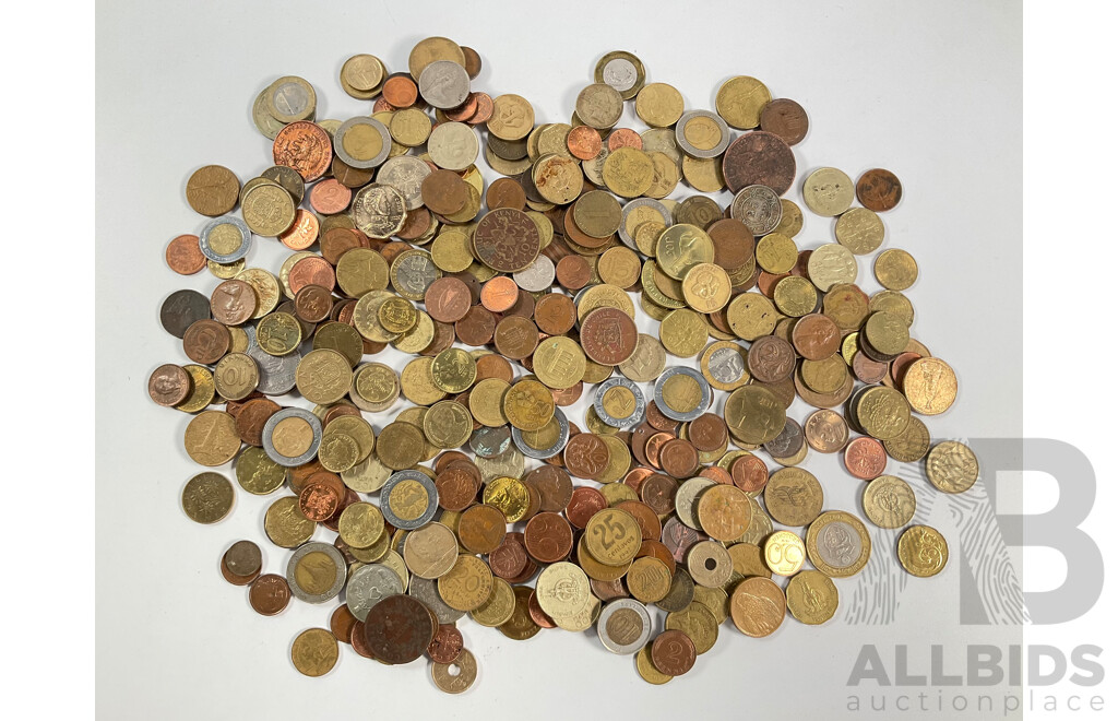 Collection of International Coins Including United Kingdom, Guatemala, Singapore, Spain, Euro, Kenya and More - Approximately 1.7 Kilograms