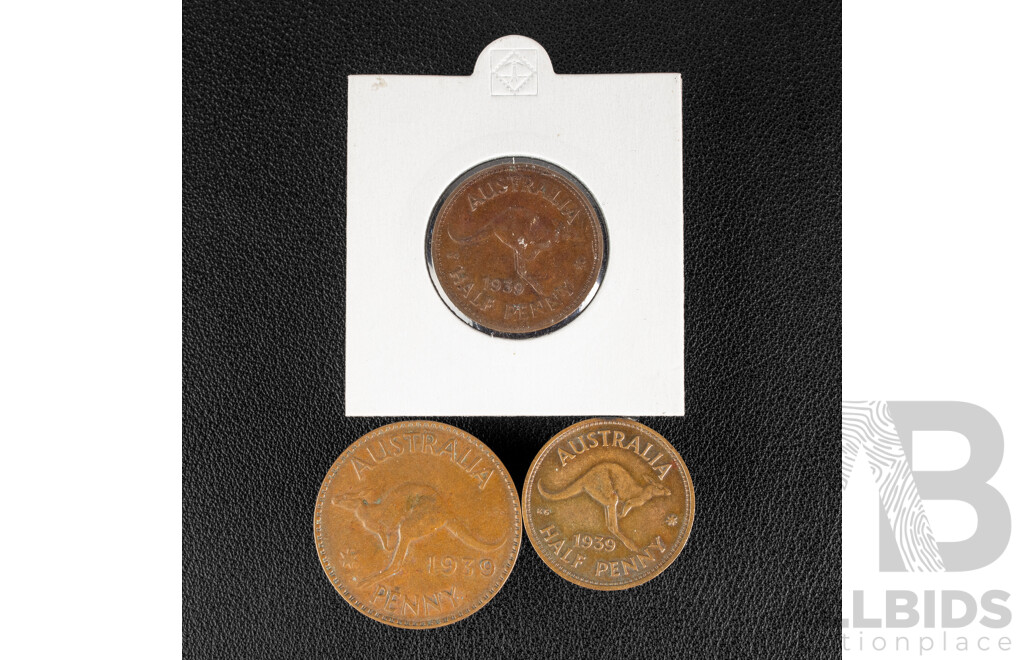 Two Australian 1939 Half Pennies, Kangaroo Reverse and 1939 Penny