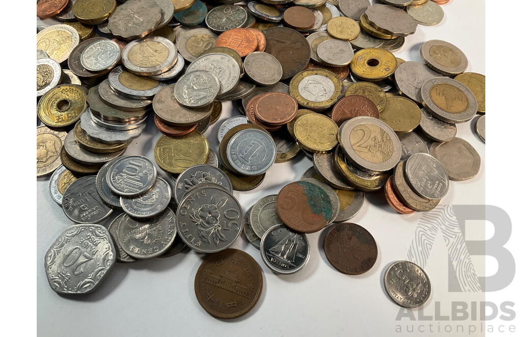 Collection of International Coins Including Germany, United Kingdom, Euro, Singapore, Italy, Greece, Denmark, Turkey - Approximately 980 Grams