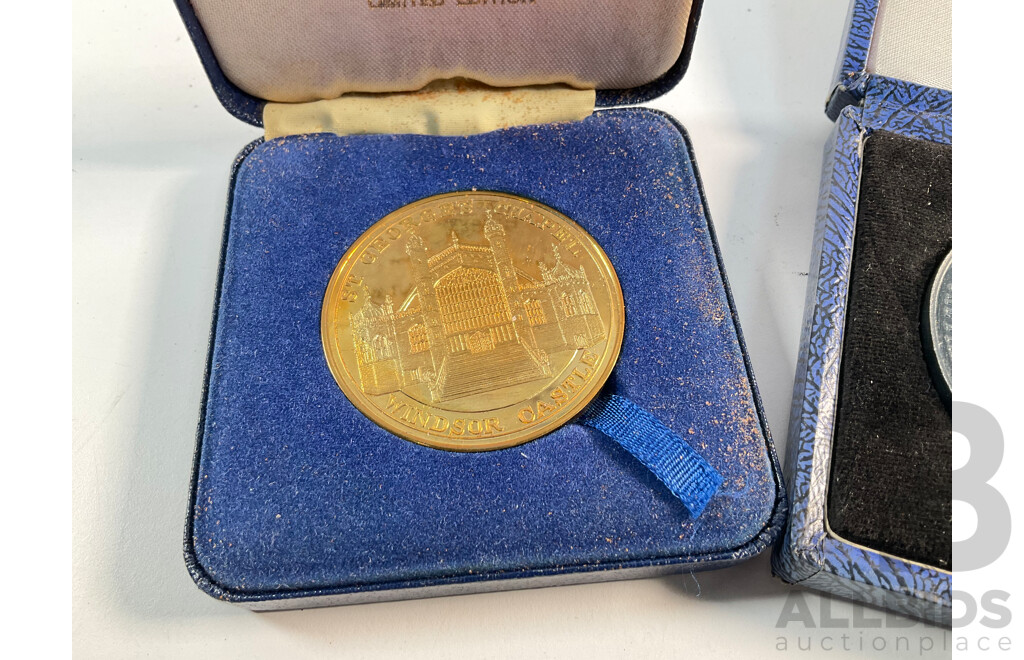 Australian 1967 Coin Associates Governor Lachlan Macquarie Silver Medallion, UK Towe Mint Windsor Castle Bronze Medallion