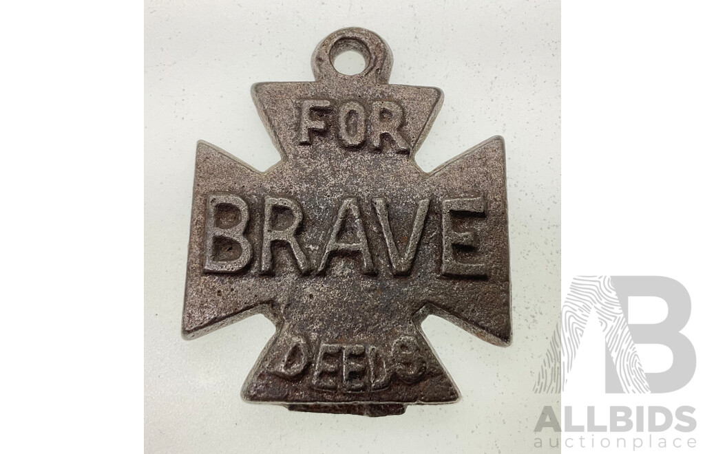 Replica British World War One Propaganda Medal, Spoof Iron Cross - For Brave Deeds/Liar