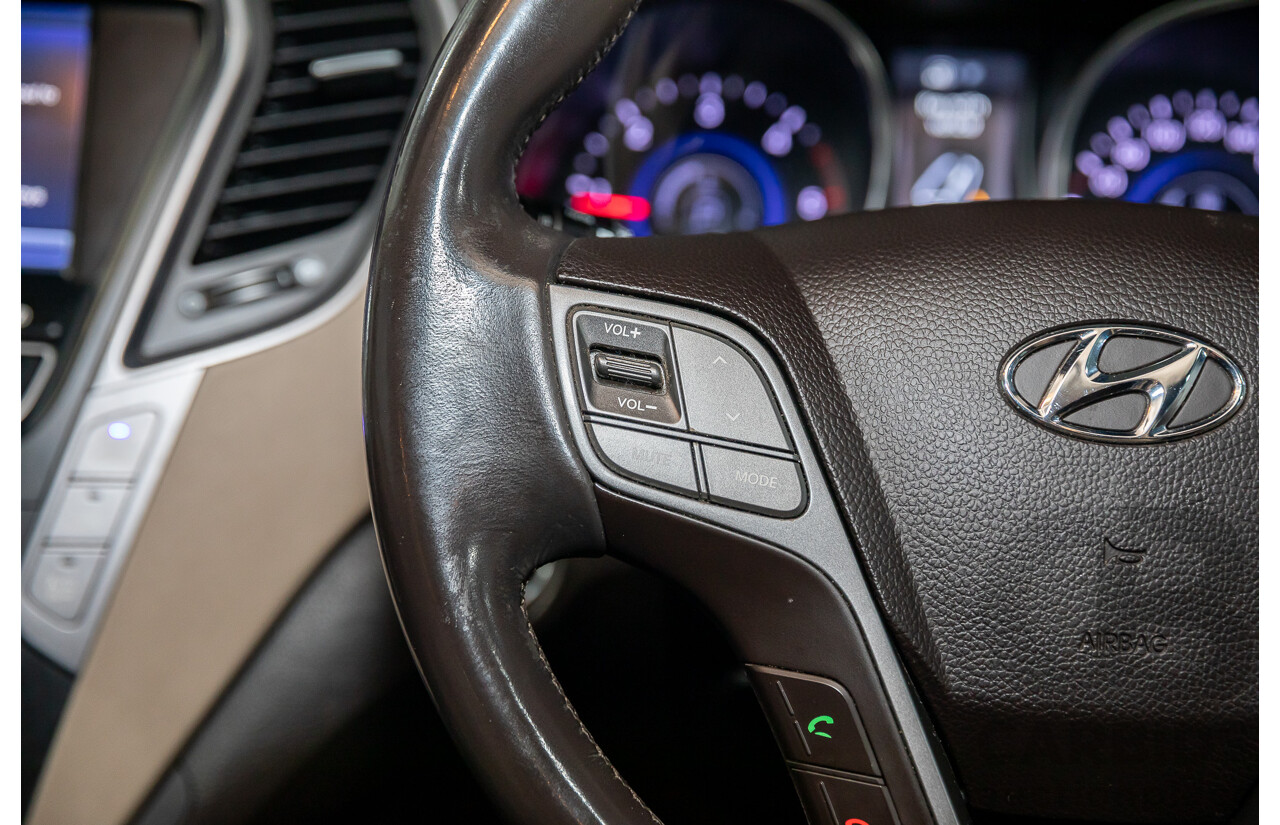 11/2013 Hyundai Santa Fe Highlander CRDi (4x4) DM 4d Wagon Arabian Mocha Pearl Turbo Diesel 2.2L - 7 Seater