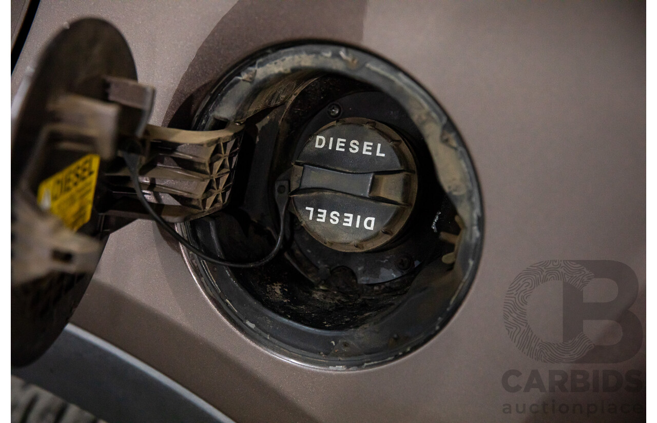 11/2013 Hyundai Santa Fe Highlander CRDi (4x4) DM 4d Wagon Arabian Mocha Pearl Turbo Diesel 2.2L - 7 Seater