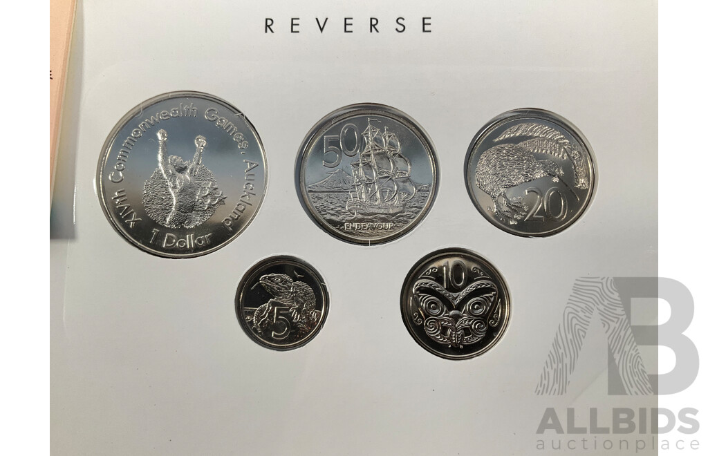 New Zealand 1989 Commonwealth Games UNC Coin Set 1992 Expo Five Dollar Coin Set