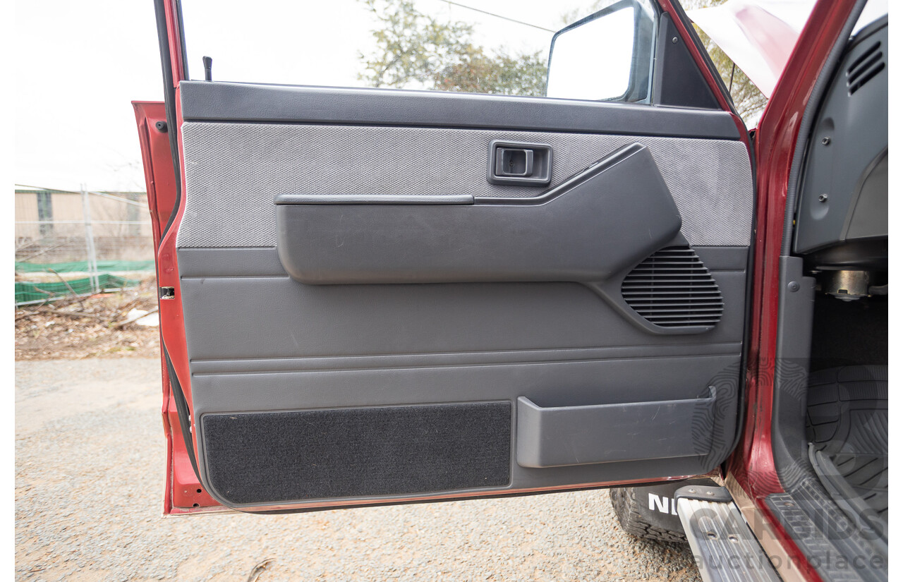 10/1994 Nissan Patrol ST SWB Series 2 (4x4) KY60 GQ 2d Hardtop Big Red / Desert Sand 4.2L