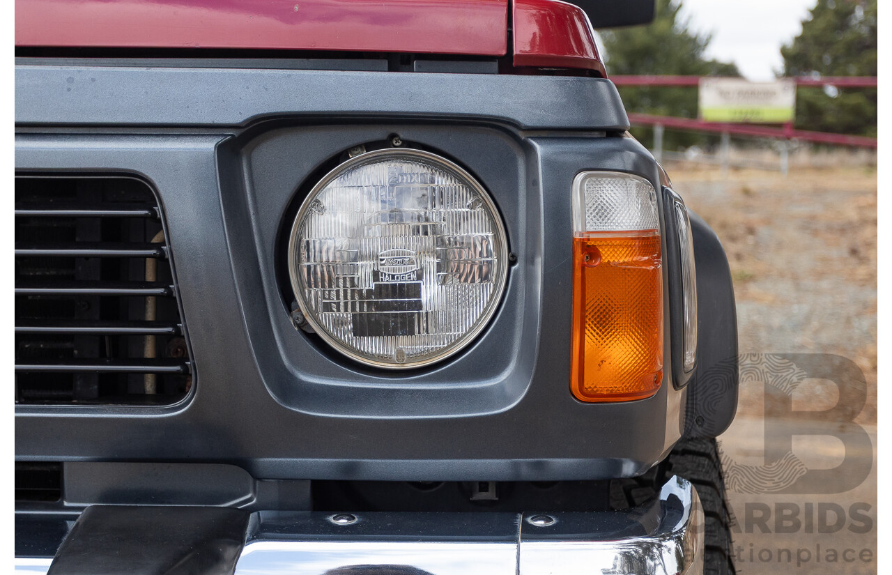 10/1994 Nissan Patrol ST SWB Series 2 (4x4) KY60 GQ 2d Hardtop Big Red / Desert Sand 4.2L