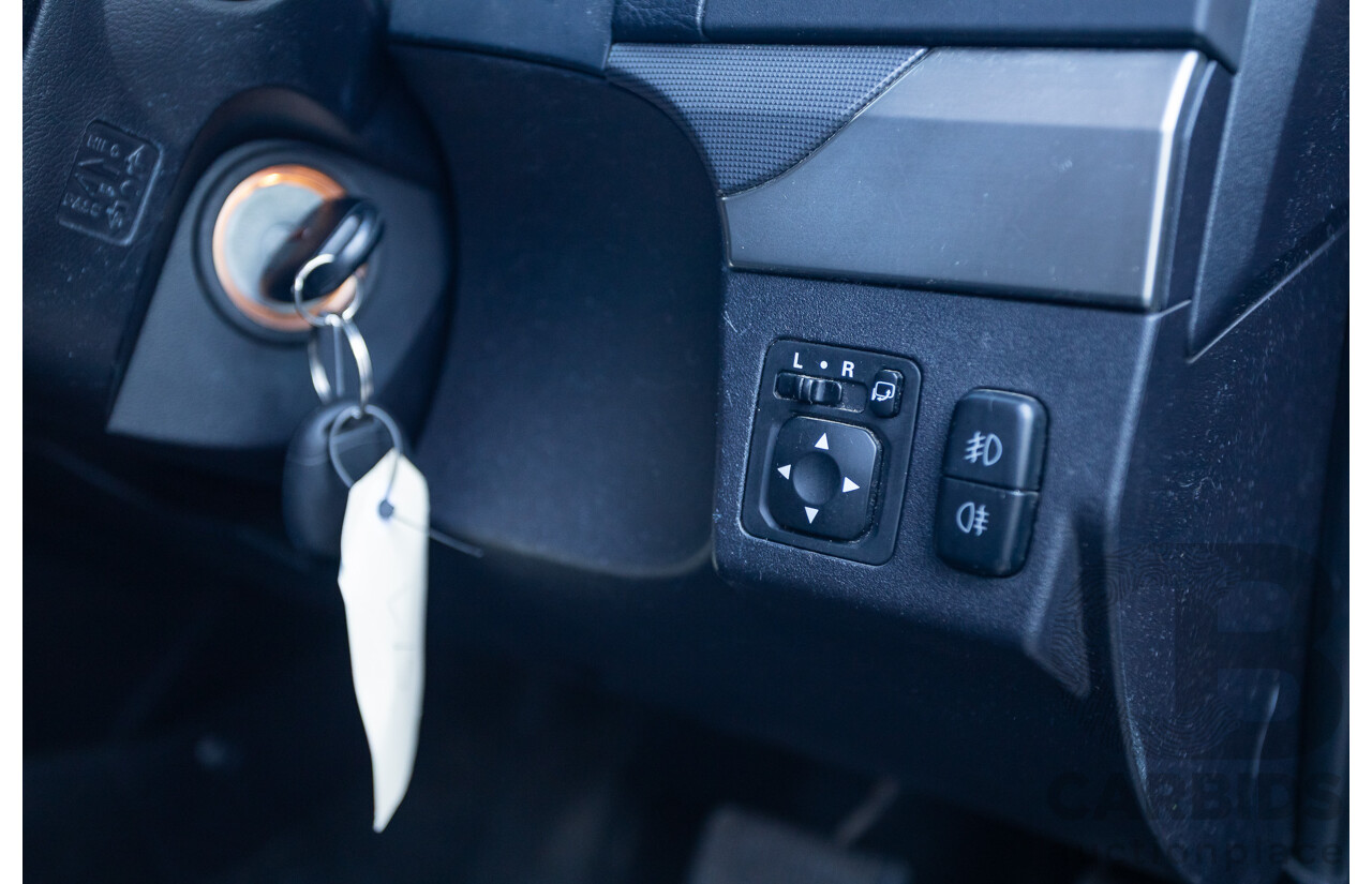 9/2010 Mitsubishi Pajero Platinum Edition NT MY10 4d Wagon Pearl Black Turbo Diesel 3.2L - 7 Seats