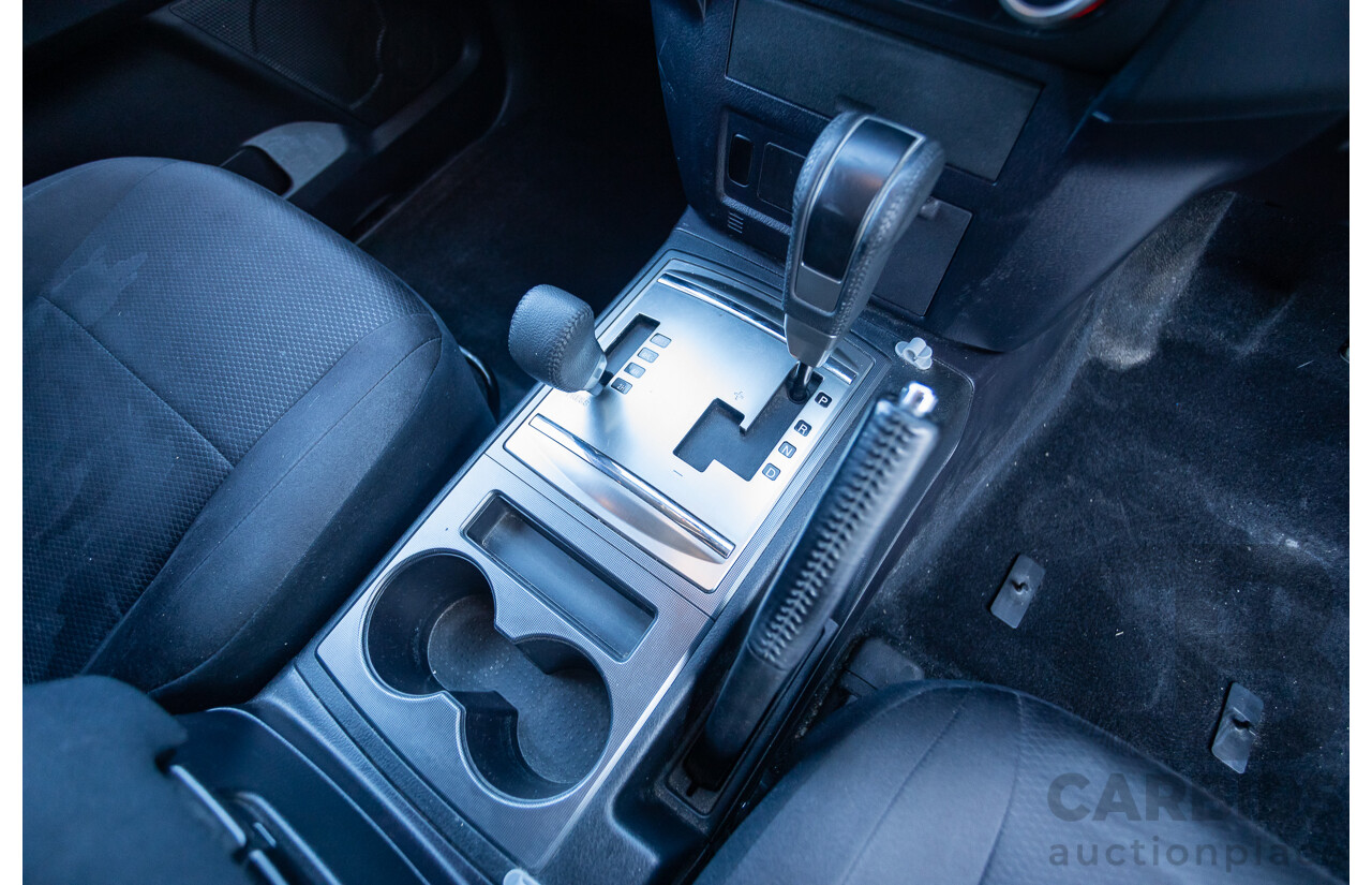 9/2010 Mitsubishi Pajero Platinum Edition NT MY10 4d Wagon Pearl Black Turbo Diesel 3.2L - 7 Seats