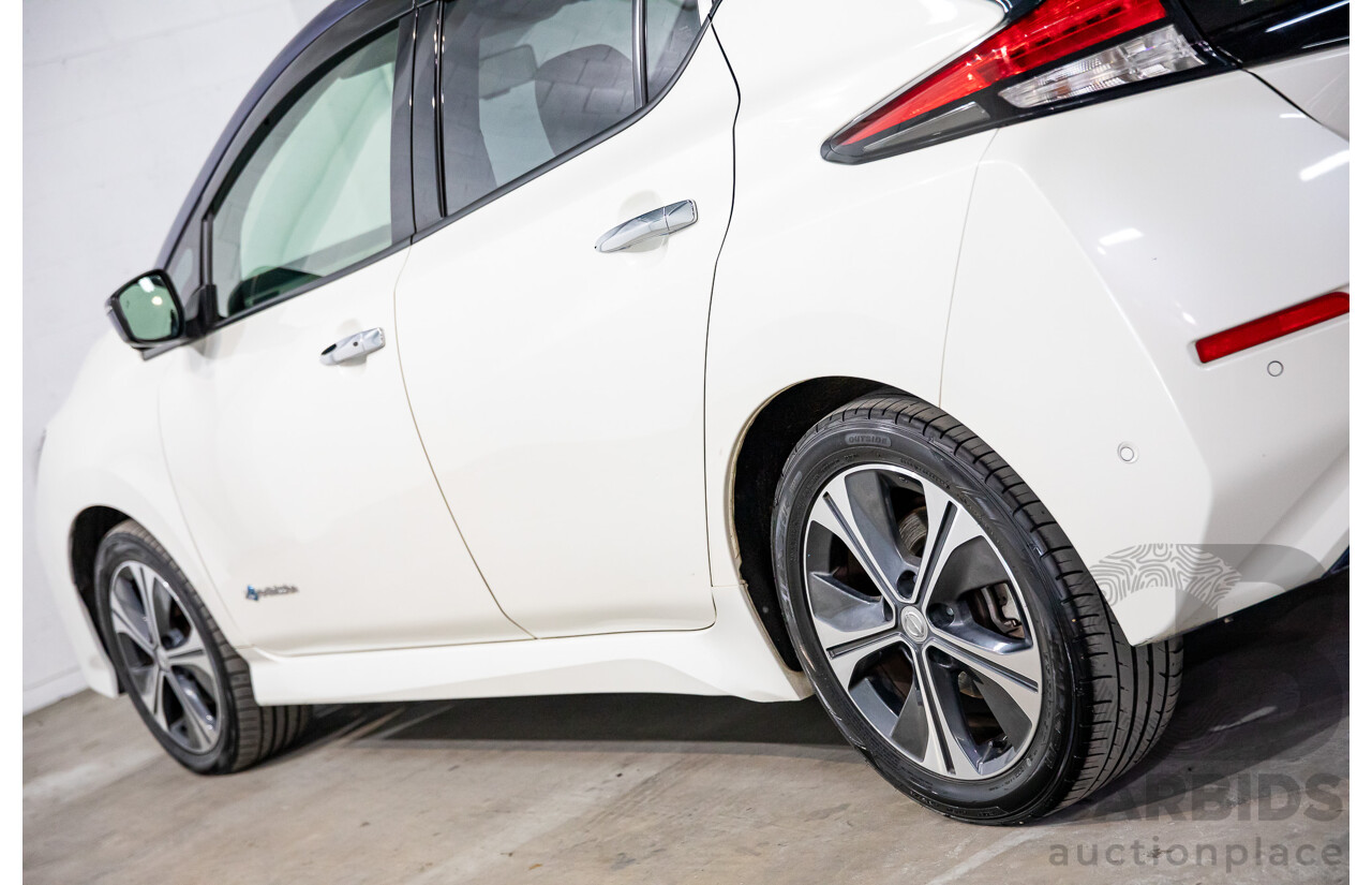 11/2018 Nissan Leaf (FWD) ZE1 5d Hatchback Ivory Pearl /Dark Blue Pearl Dedicated Electric EV AC110kW - 07/21 Import