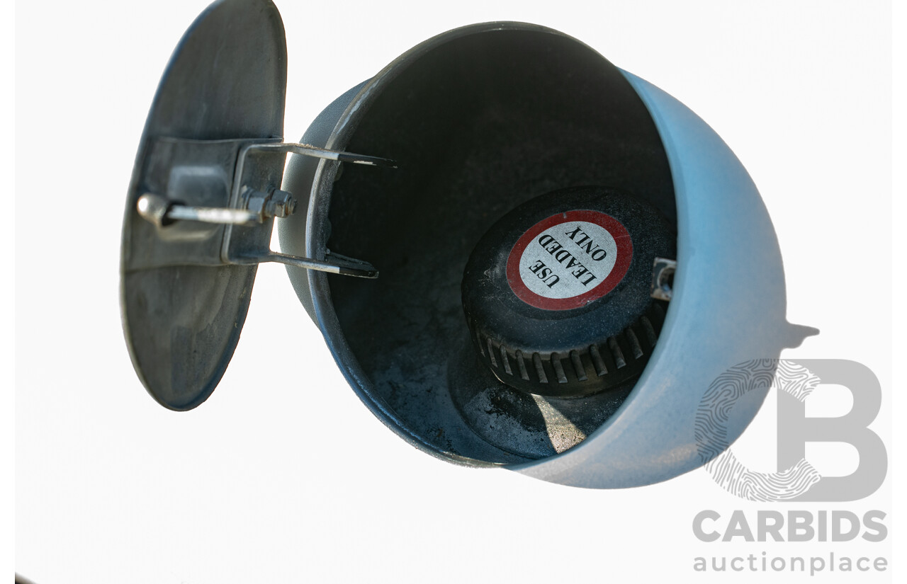 01/1986 Ferrari 412 A Tipo F101 EL 2d Coupe Argento Fer Silver V12 4.9L - Hong Kong Import