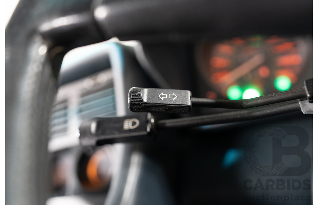 01/1986 Ferrari 412 A Tipo F101 EL 2d Coupe Argento Fer Silver V12 4.9L - Hong Kong Import