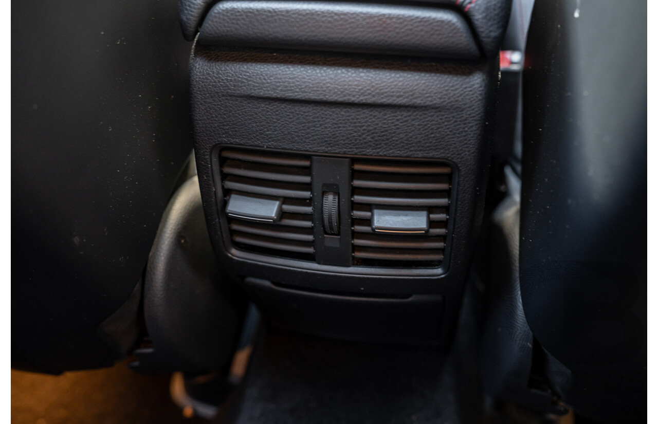 9/2017 Mercedes Benz A45 AMG 4Matic (AWD) 176 MY17 5d Hatchback Polar Silver Turbo 2.0L