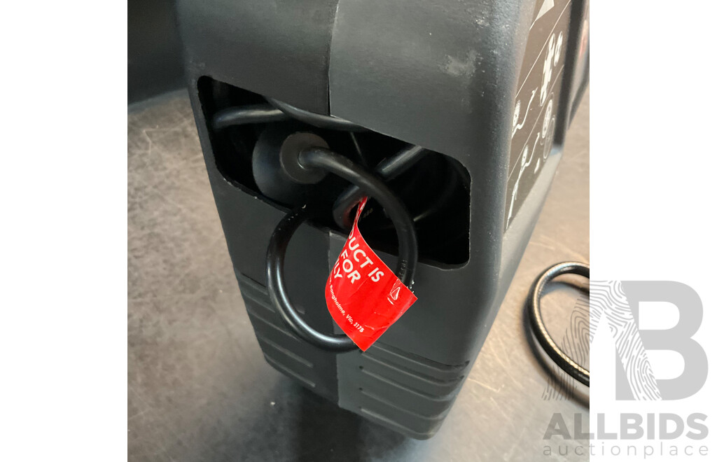 OZITO ACK100 Inflate-It Compressor Kit