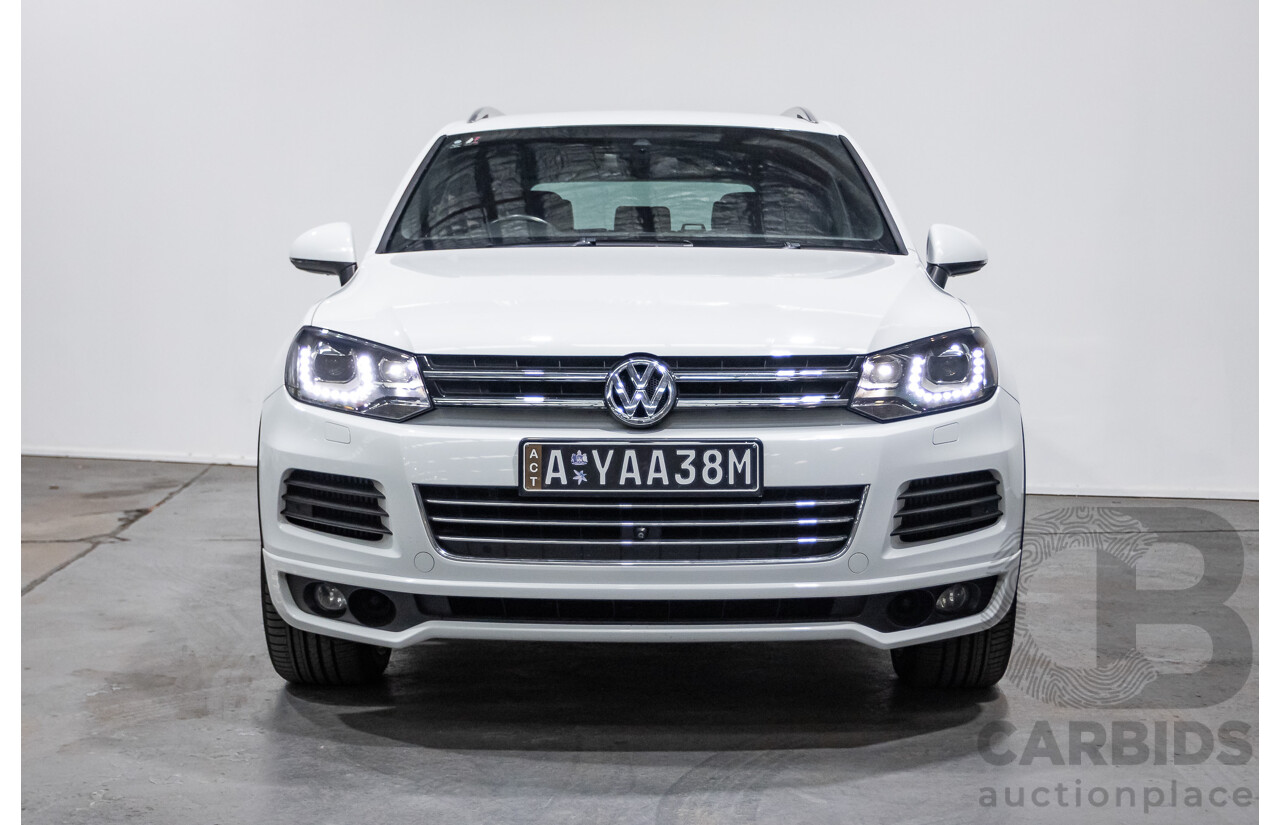 07/2014 Volkswagen Touareg V8 TDI R-LINE (AWD) 7P MY14 4D Wagon Pure White Turbo Diesel 4.1L