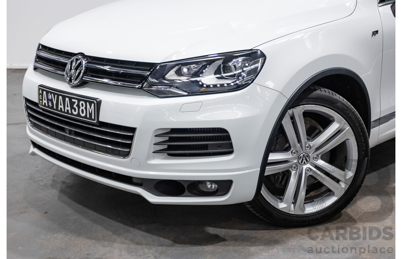07/2014 Volkswagen Touareg V8 TDI R-LINE (AWD) 7P MY14 4D Wagon Pure White Turbo Diesel 4.1L