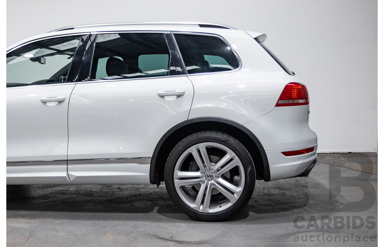 07/2014 Volkswagen Touareg V8 TDI R-LINE (AWD) 7P MY14 4D Wagon Pure White Turbo Diesel 4.1L