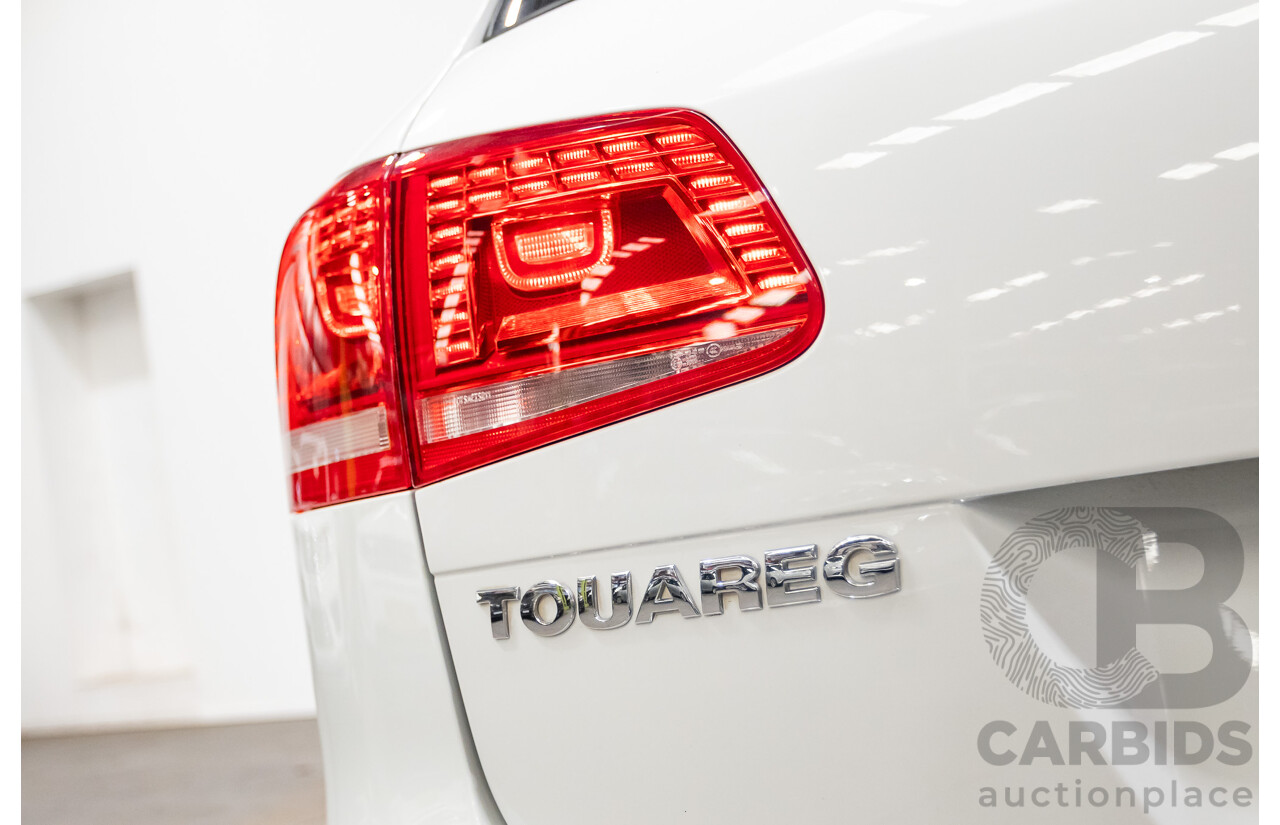 07/2014 Volkswagen Touareg V8 TDI R-LINE (AWD) 7P MY14 4D Wagon Pure White Turbo Diesel 4.1L