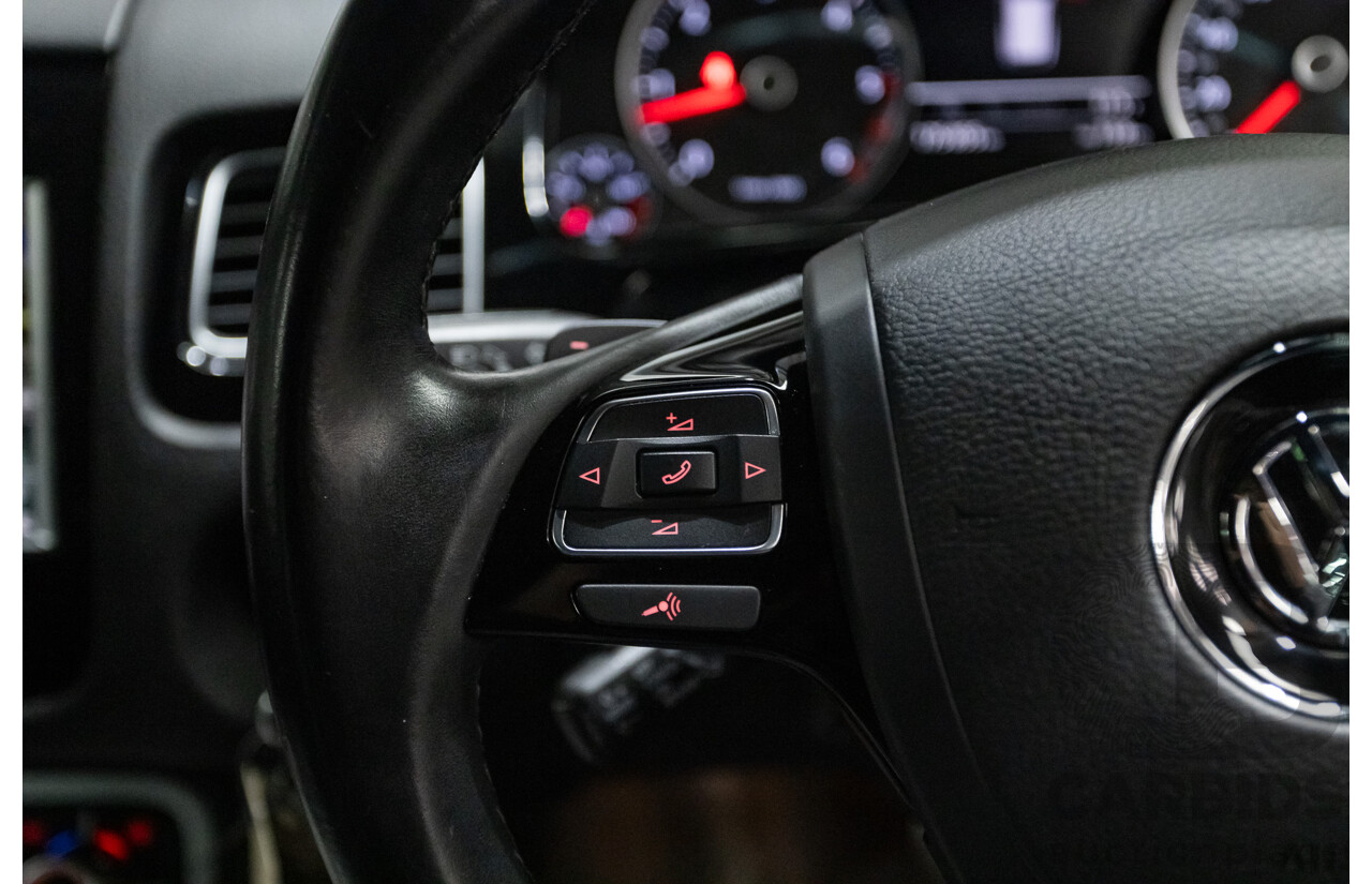 07/2014 Volkswagen Touareg V8 TDI R-LINE (AWD) 7P MY14 4D Wagon Pure White Turbo Diesel 4.1L