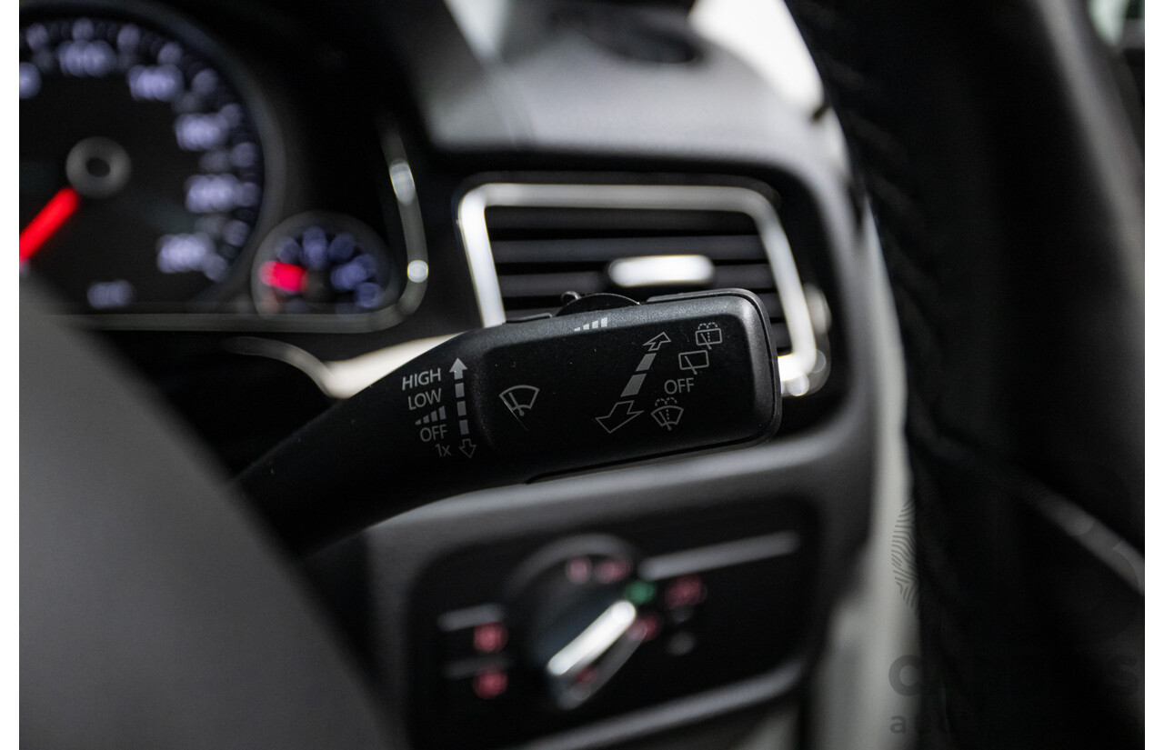 07/2014 Volkswagen Touareg V8 TDI R-LINE (AWD) 7P MY14 4D Wagon Pure White Turbo Diesel 4.1L