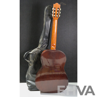 Yamaha G225A Acoustic Guitar in Soft Case