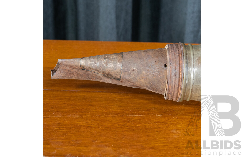 Vintage One Litre Oil Bottle Marked B.T NSW