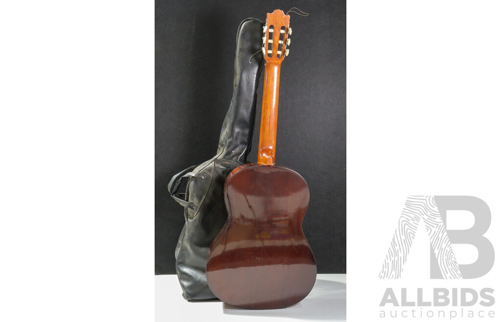 Yamaha G225A Acoustic Guitar in Soft Case