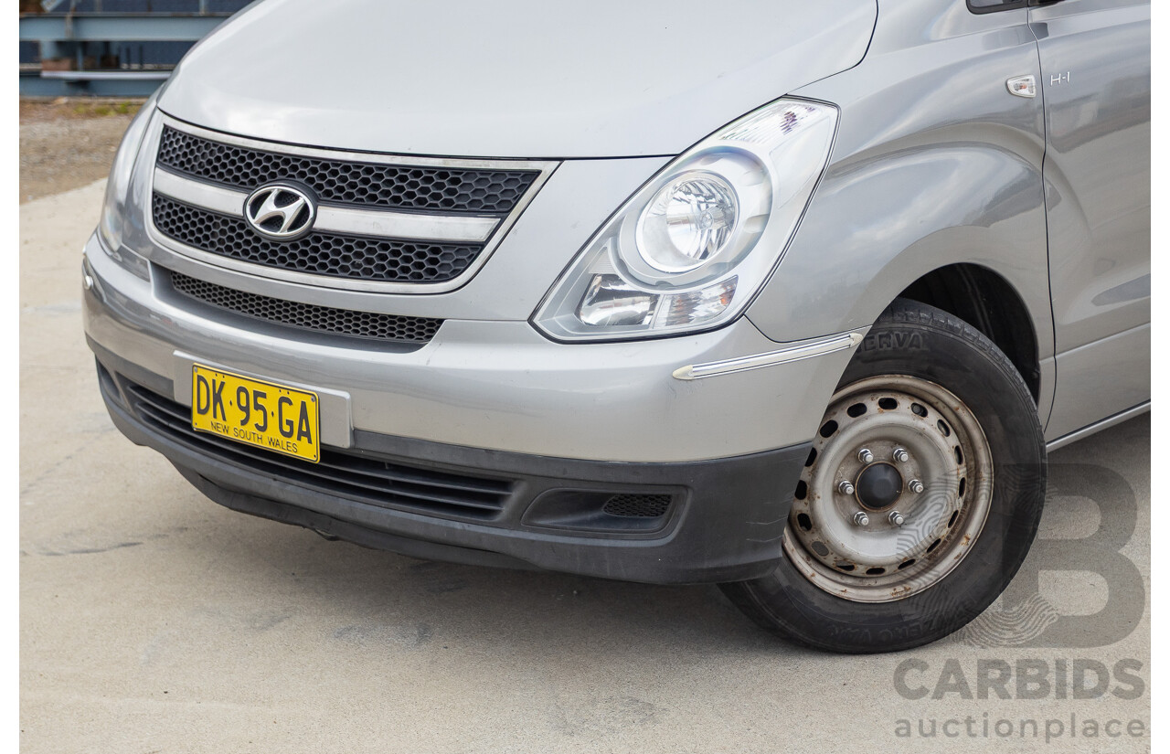 8/2011 Hyundai iLoad TQ MY11 4d Van Hyper Silver Metallic Turbo Diesel 2.5L