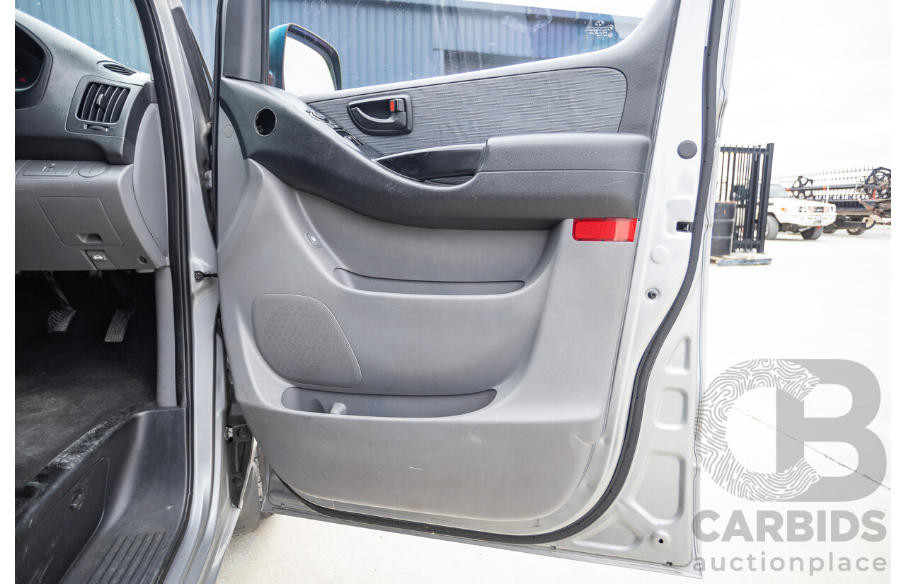 8/2011 Hyundai iLoad TQ MY11 4d Van Hyper Silver Metallic Turbo Diesel 2.5L