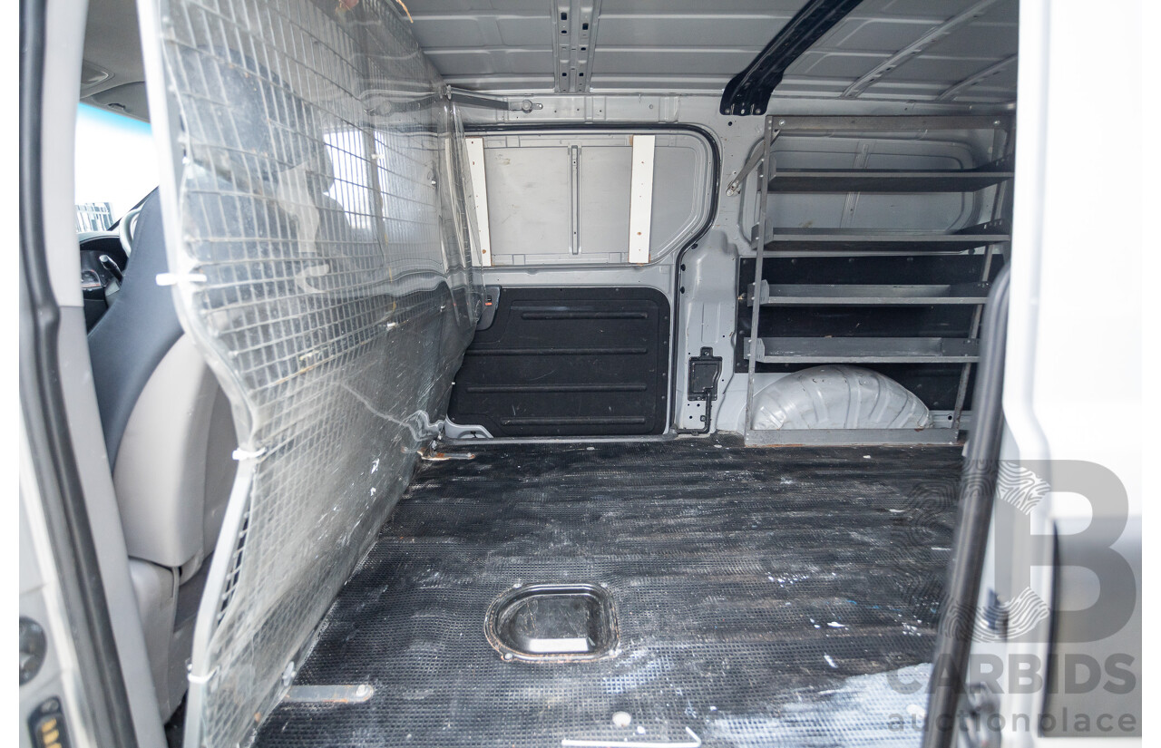 8/2011 Hyundai iLoad TQ MY11 4d Van Hyper Silver Metallic Turbo Diesel 2.5L